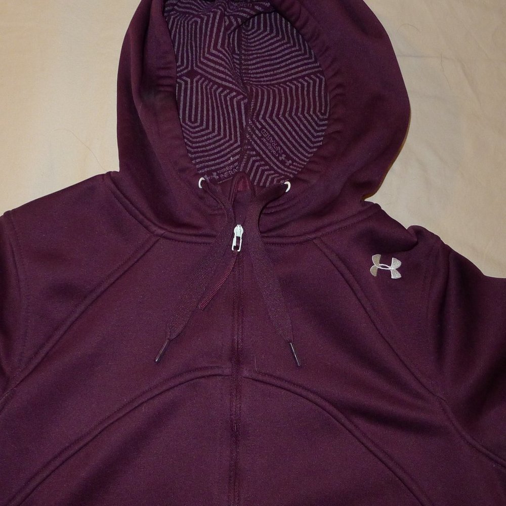 Under Armor zip-up hoodie Size S